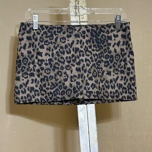 SHEIN ANIMAL PRINT MINI SKIRT SZ SMALL